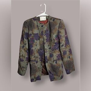Floral Patterned Blazer
